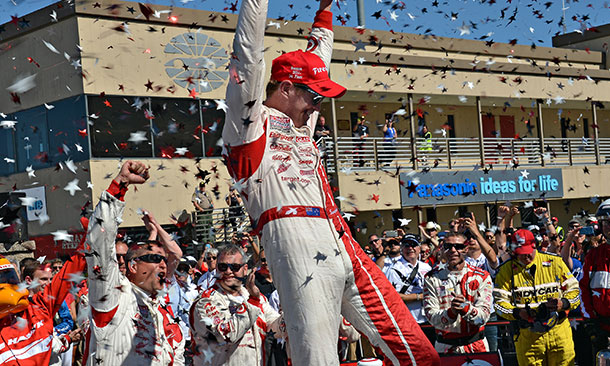 Dixon wins at Sonoma; Power up by 51 to finale