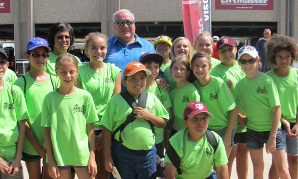 A.J. Foyt vists kids at Texas Motor Speedway
