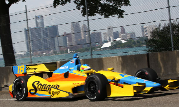 Mike Conway wins Chevrolet Indy Dual in Detroit - Race 1