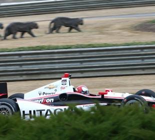 Helio Castroneves has a unique routine to prepare for a Verizon IndyCar Series race