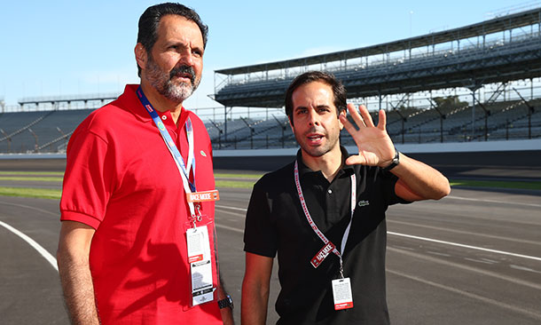 Brazilian Govenor Agnelo Queiroz and Vitor Meira