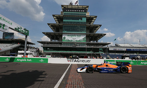 Drivers make big gains in Indy road course race