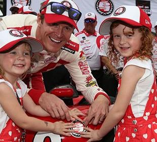 Dixon secures pole start for 99th Indianapolis 500