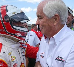 Castroneves' crew wins TAG Heuer Pit Stop Challenge