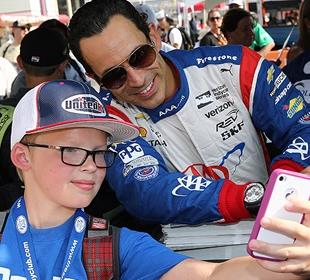 Castroneves reaches another milestone with 320th start tonight