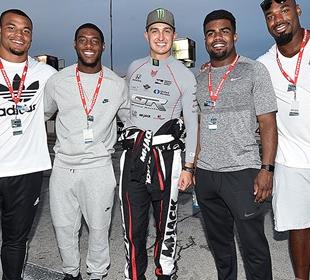 Rahal welcomes four Dallas Cowboys to Texas Motor Speedway