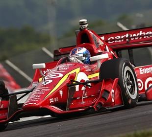 Dixon leads Mid-Ohio final warmup before late contact with wall
