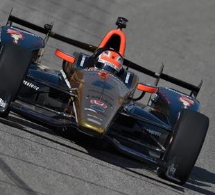 Hinchcliffe channels inner Hornish, but not enough to win at Texas