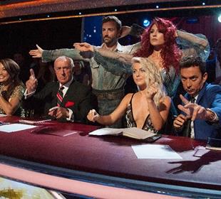 Hinchcliffe breathing easier after surviving first 'Dancing with the Stars' elimination