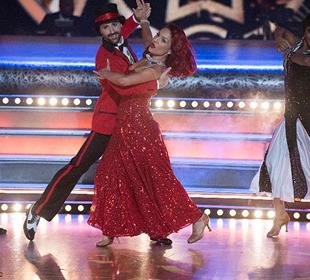 Hinchcliffe's quick step dazzles 'Dancing with the Stars' judges