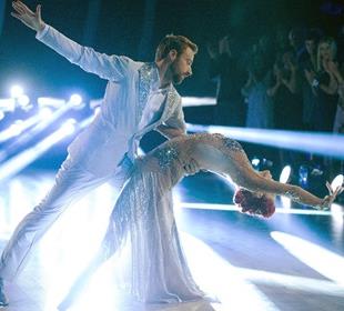 Hinchcliffe earns highest score on 'Dancing with the Stars' memorable year night