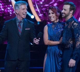 Hinchcliffe ready for double duty tonight on 'Dancing with the Stars'