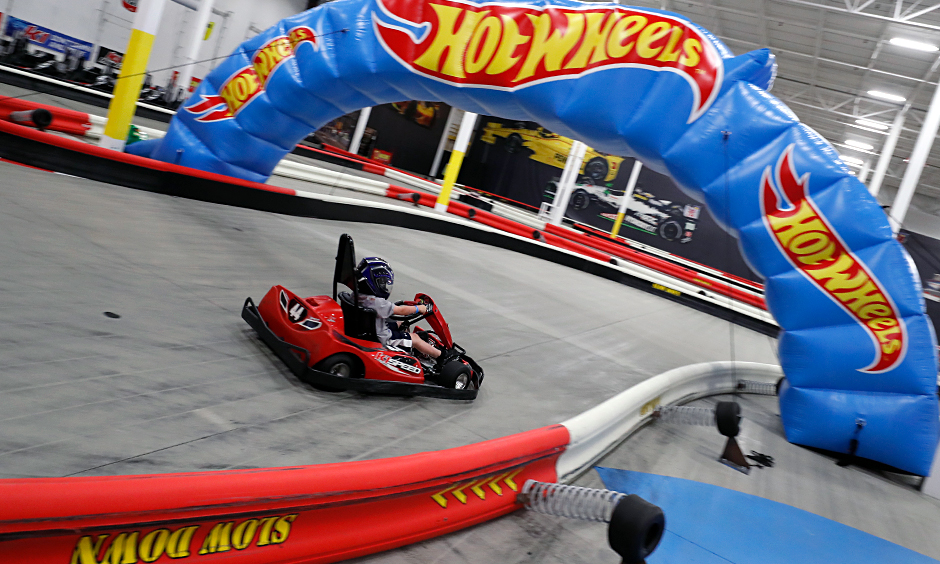 Hot wheels store go kart