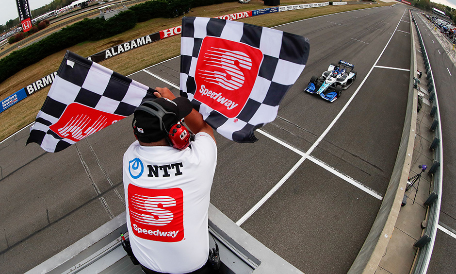 Through the Lens: Sato reigns at Barber
