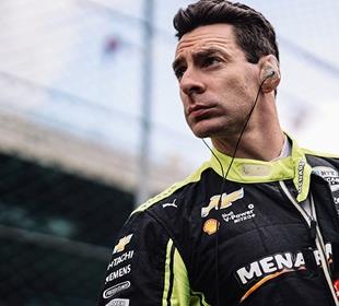 Pagenaud Set To Keep Charging through Field