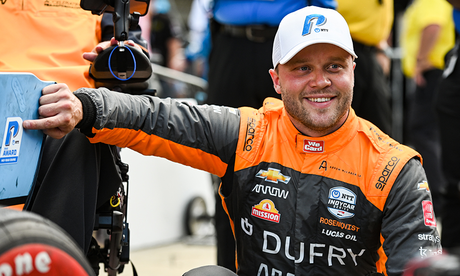 Felix Rosenqvist with the NTT P1 Award