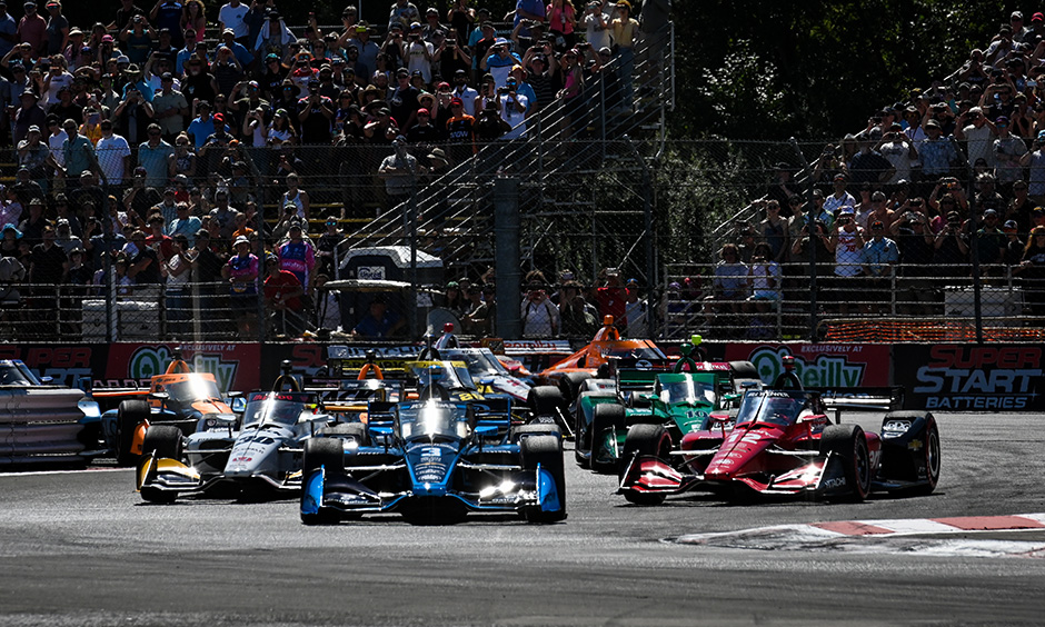 NTT INDYCAR SERIES cars at the start of the Grand Prix of Portland