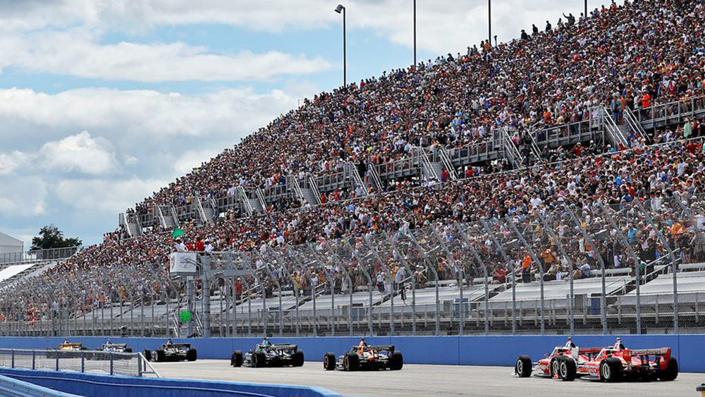 Milwaukee Mile crowd
