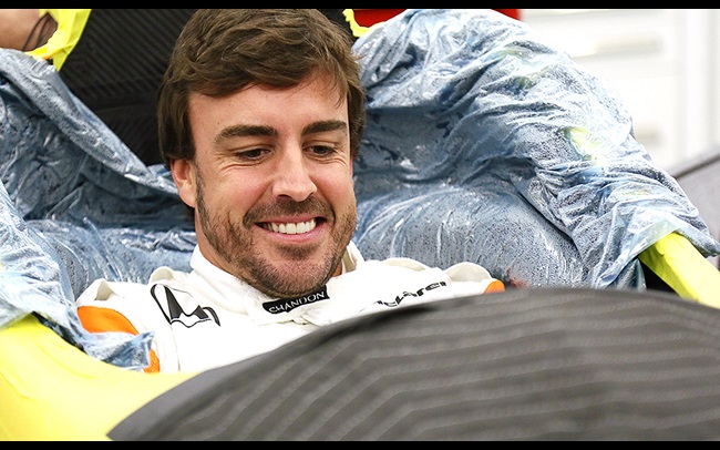 Alonso visits INDYCAR and Andretti Autosport