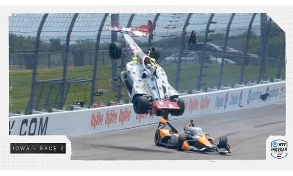 Sting Ray Robb Goes Airborne in Wild Last-Lap Incident at Iowa