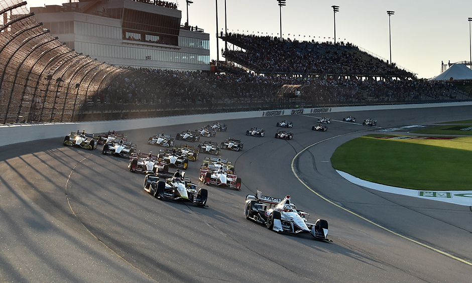 07-08-Iowa-Speedway-Start2015.jpg?vs=1&d